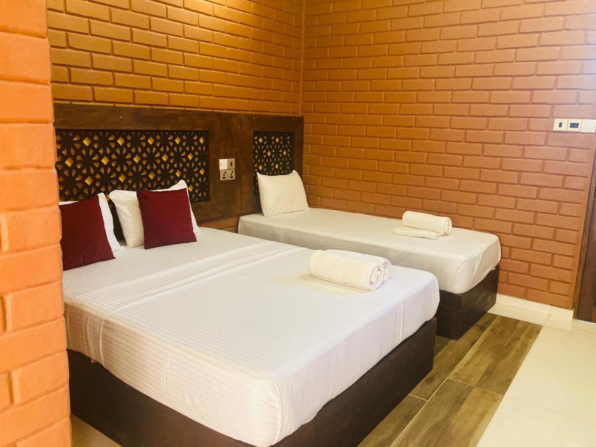 Monaara Leisure - Anuradhapura Εξωτερικό φωτογραφία